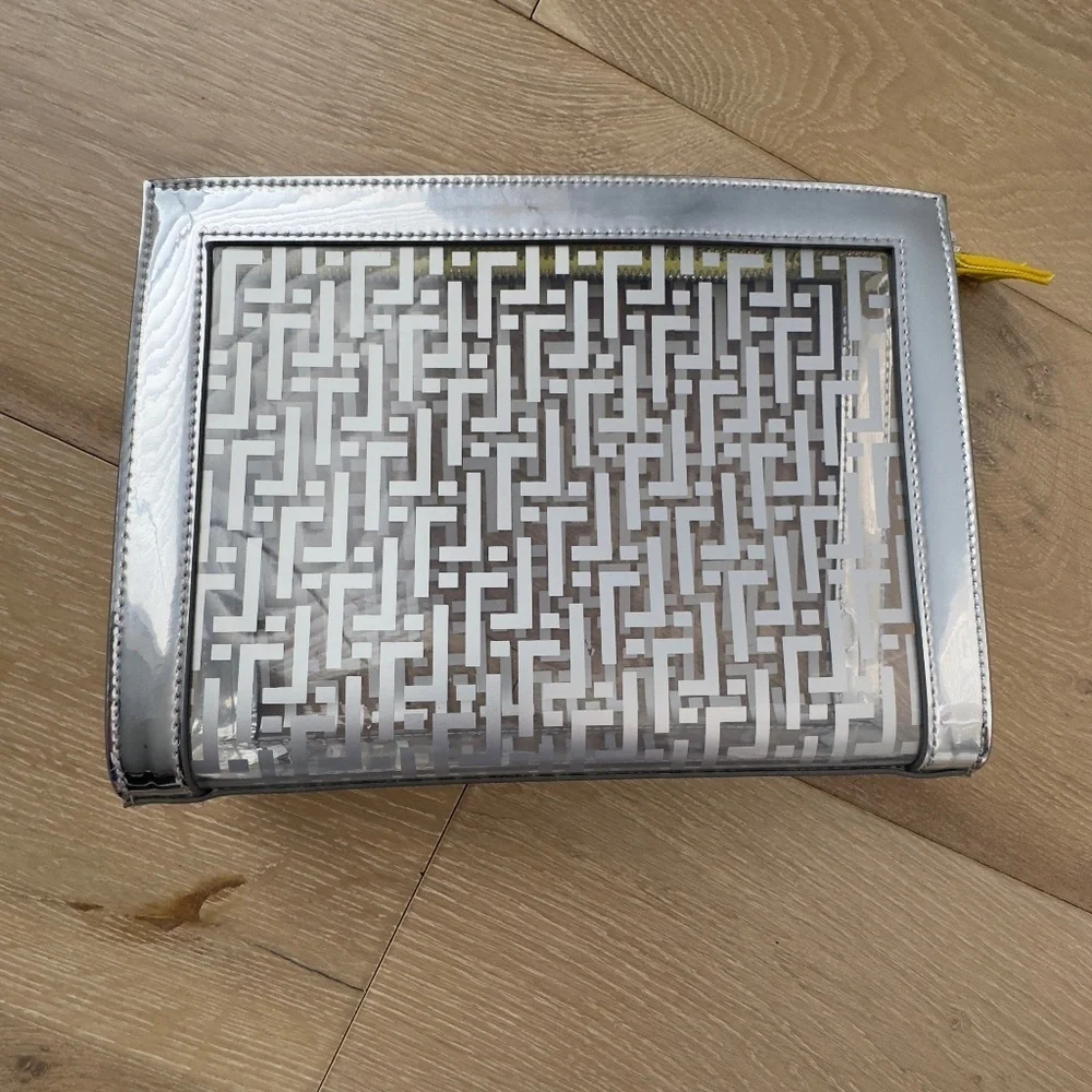 Trinny London The Chepstow Makeup Bag